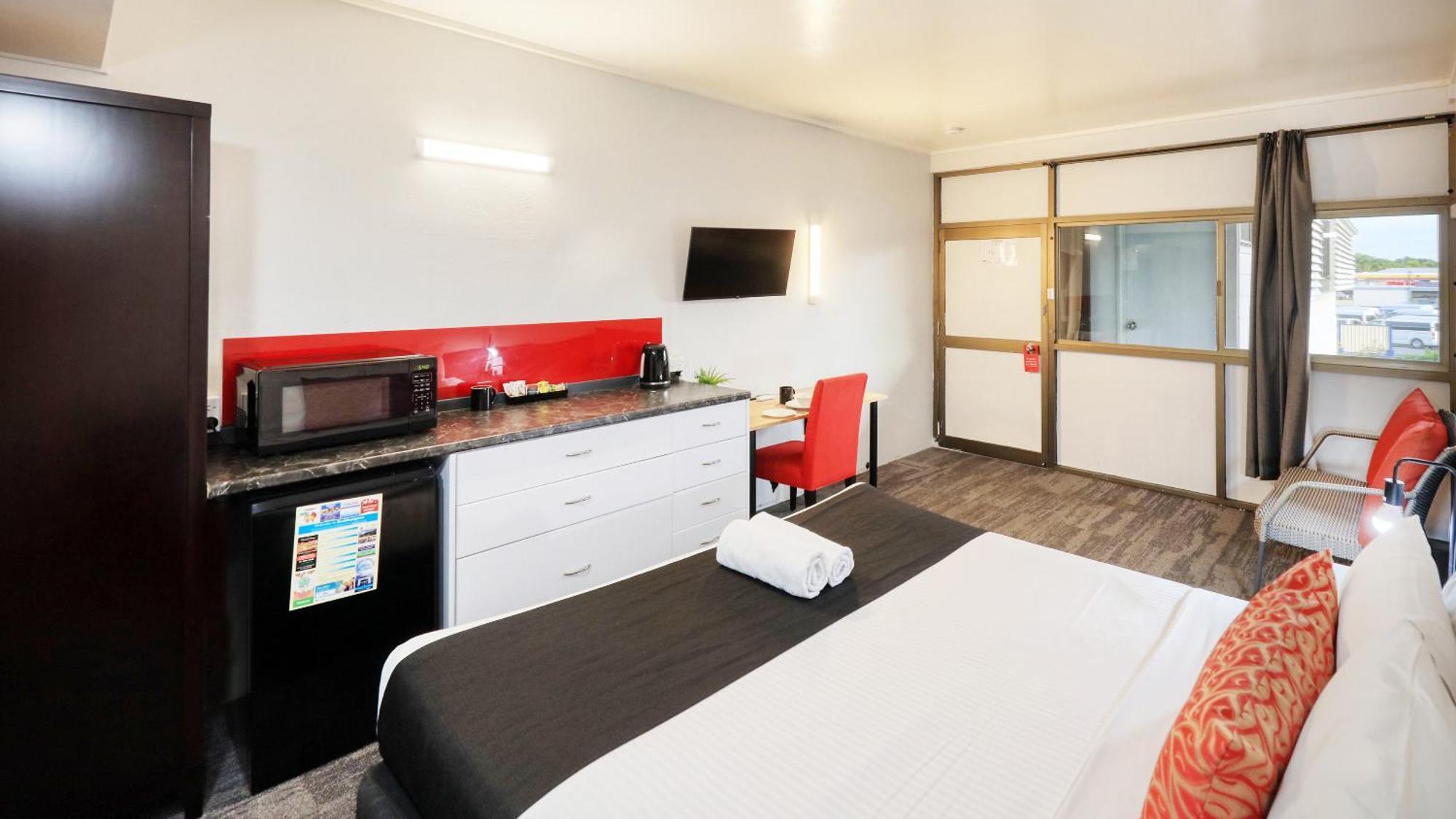 Tropical Gateway Motor Inn Rockhampton Exterior foto