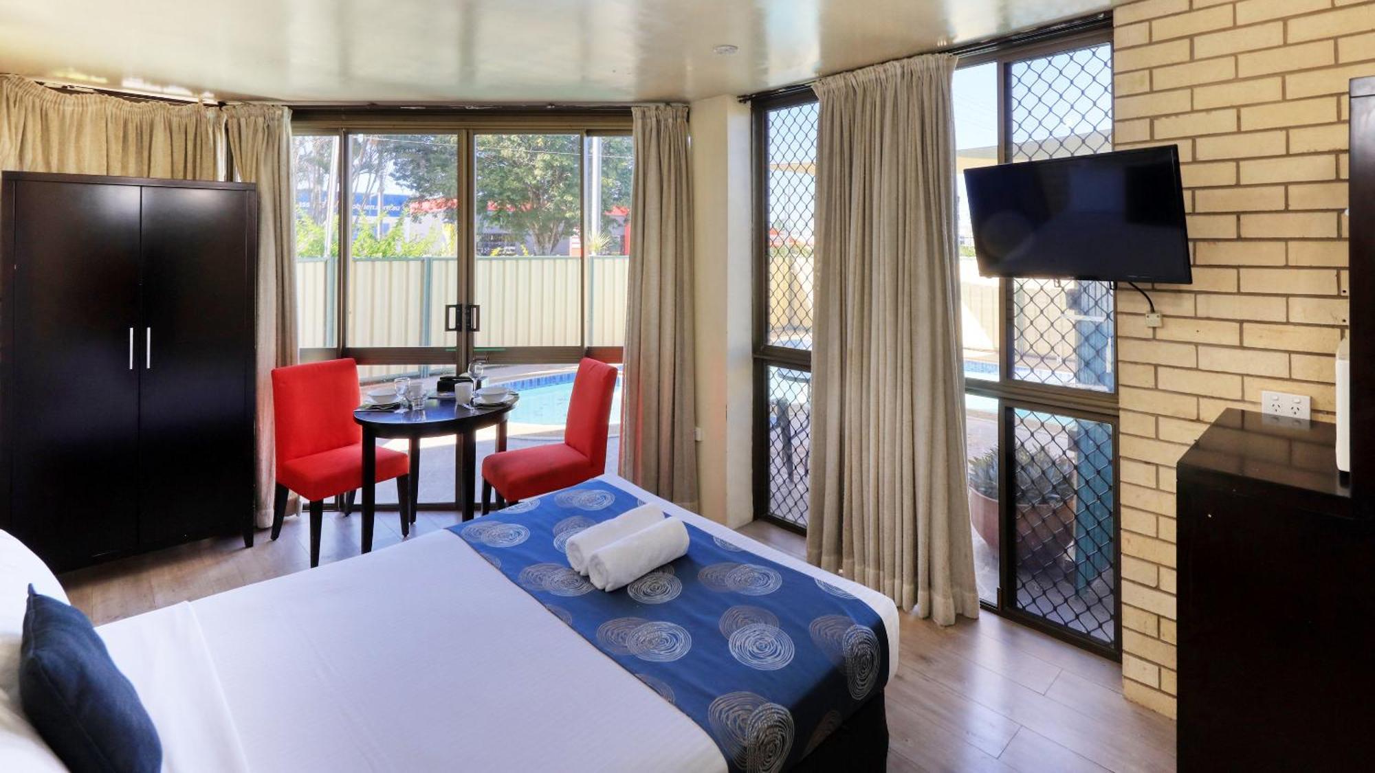 Tropical Gateway Motor Inn Rockhampton Exterior foto