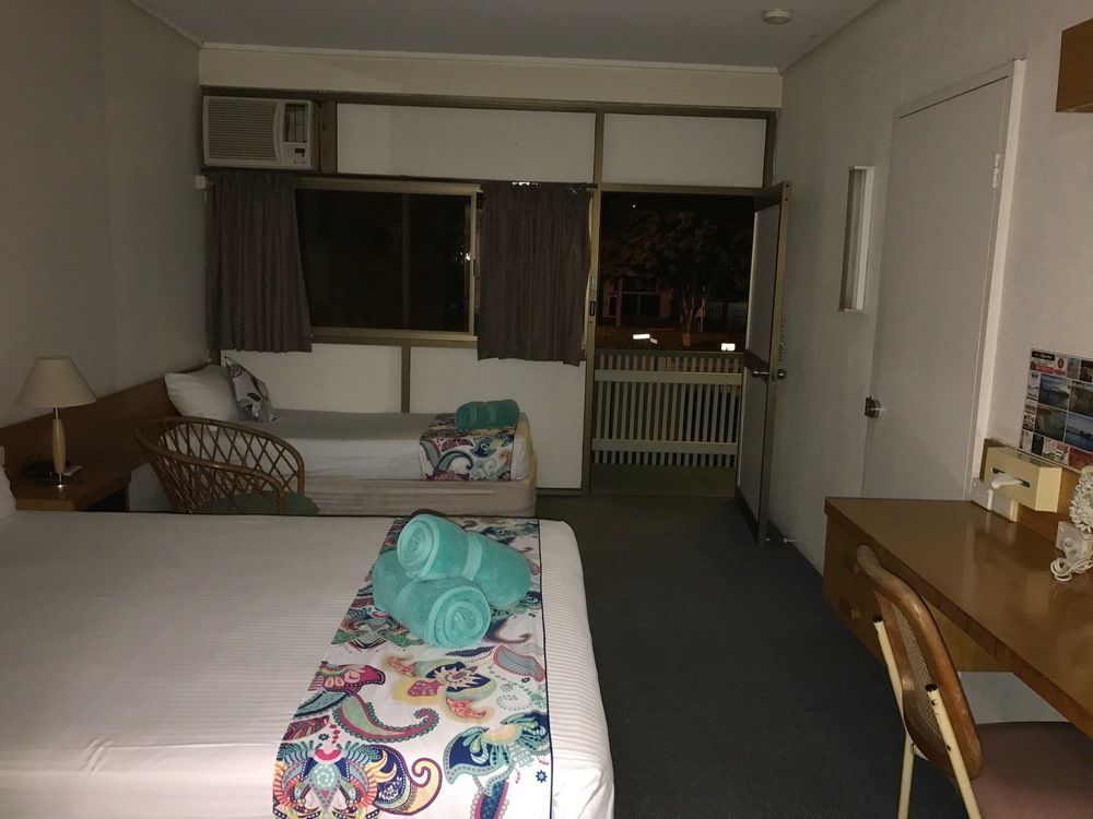 Tropical Gateway Motor Inn Rockhampton Exterior foto