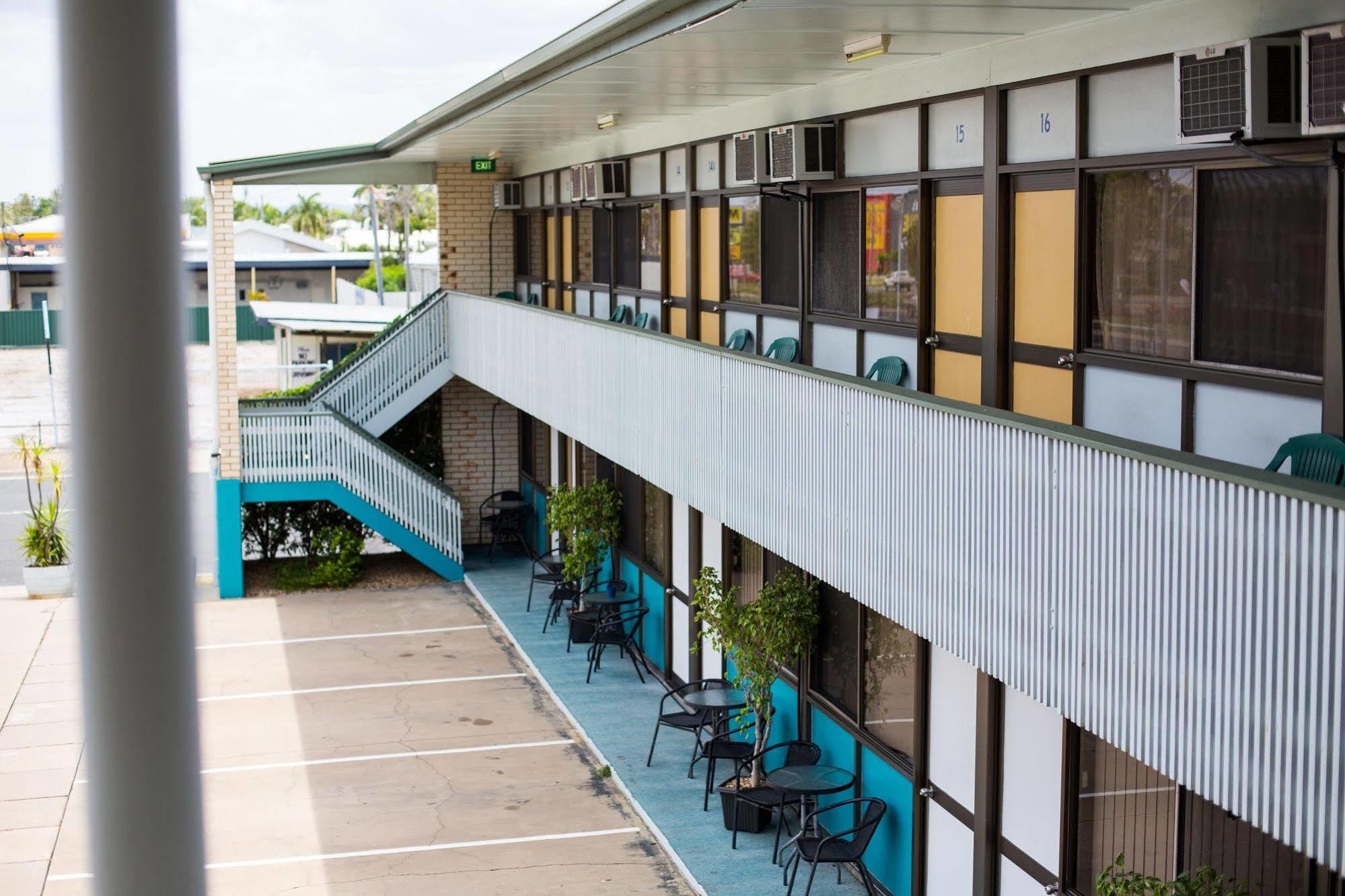 Tropical Gateway Motor Inn Rockhampton Exterior foto